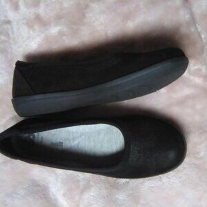 women's black slip on MaryJane type shoes
